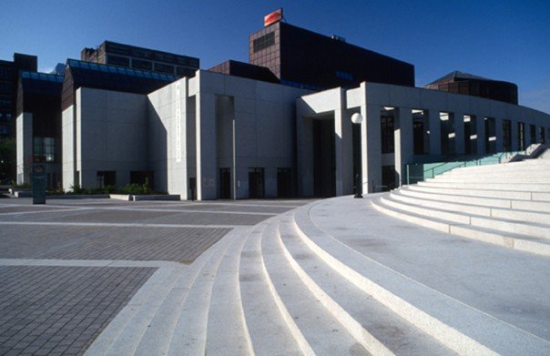 Musée d’art contemporain de Montréal: View of the esplanade of Place des Arts / Musée d’art contemporain de Montréal: Vue de l’esplanade de la Place des Arts